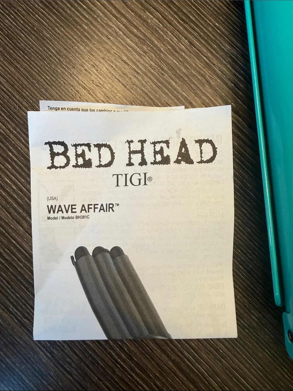 Bed Head Wave Affair Triple Barrel Waver - Teal